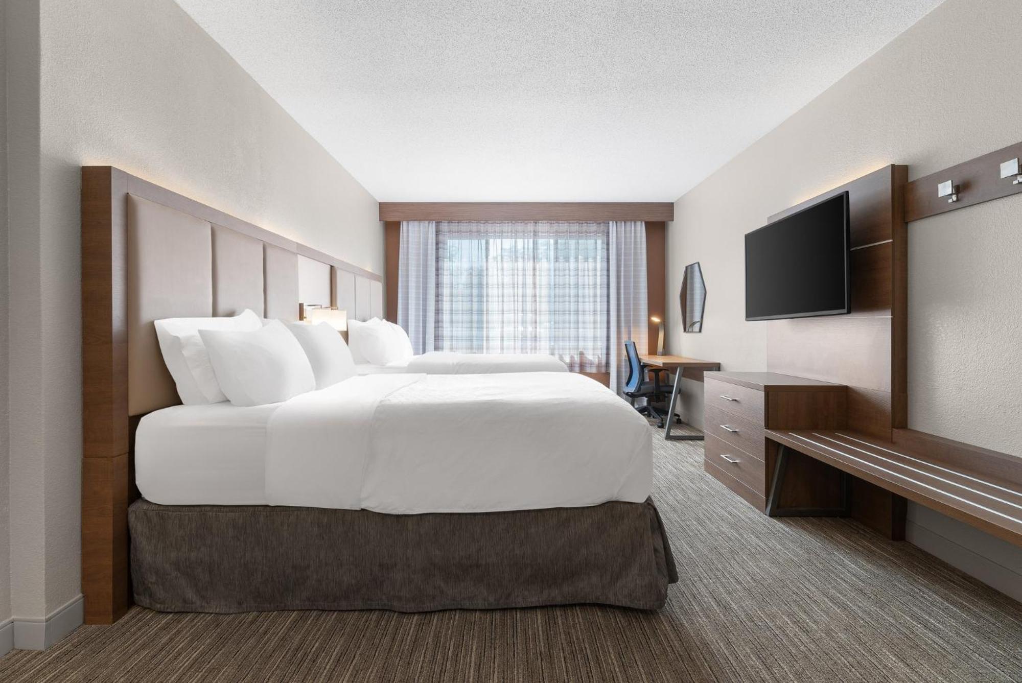 Holiday Inn Express Hotel & Suites Coralville By Ihg Εξωτερικό φωτογραφία