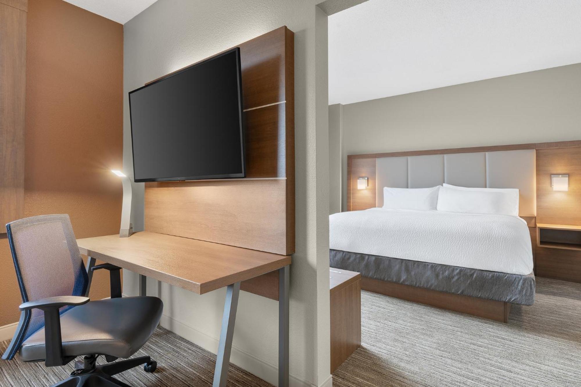 Holiday Inn Express Hotel & Suites Coralville By Ihg Εξωτερικό φωτογραφία