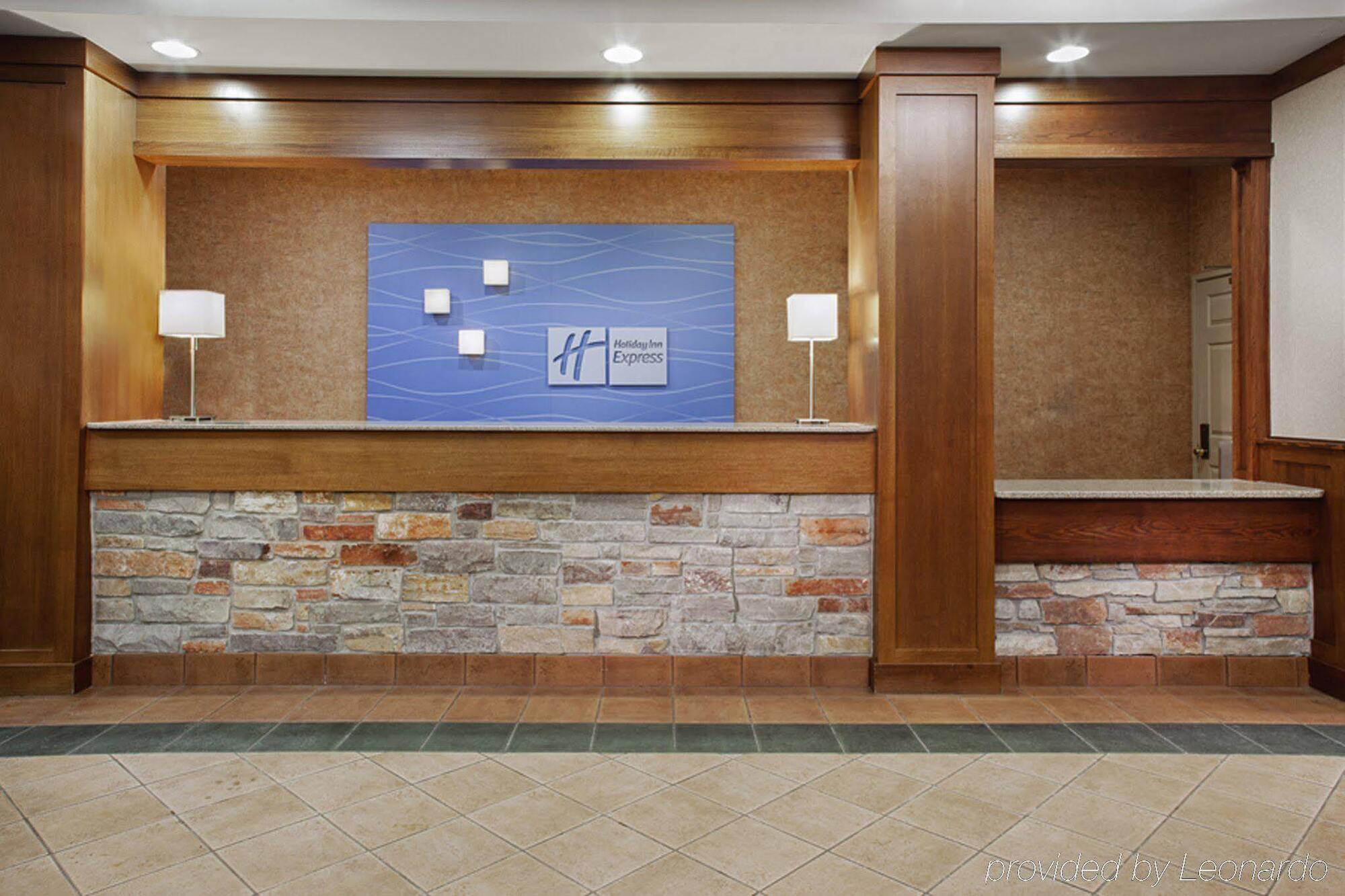 Holiday Inn Express Hotel & Suites Coralville By Ihg Εξωτερικό φωτογραφία